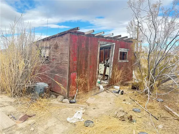 Daggett, CA 92327,36299 Santa Fe Street