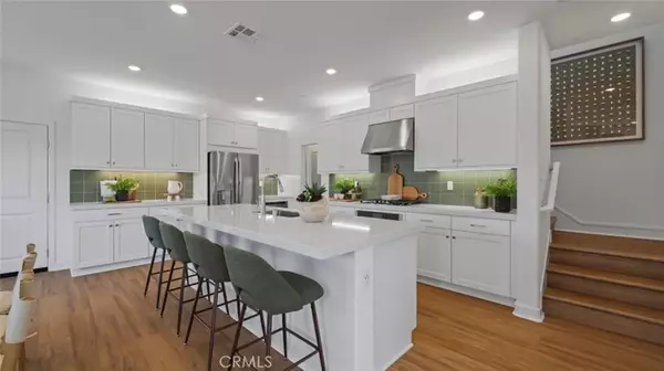 Santa Paula, CA 93060,422 Checkerbloom Lane