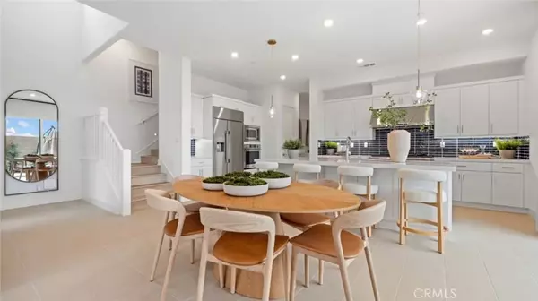 Irvine, CA 92618,169 Sawbuck
