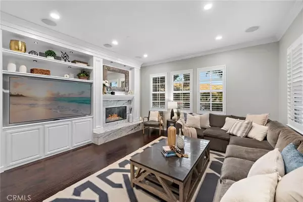 San Clemente, CA 92673,44 Via Divertirse