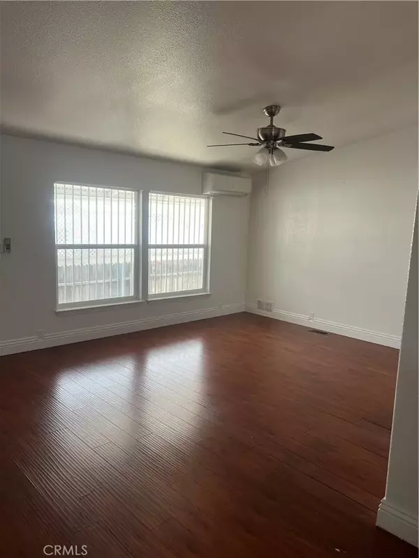 Santa Ana, CA 92703,4080 W 1ST #221