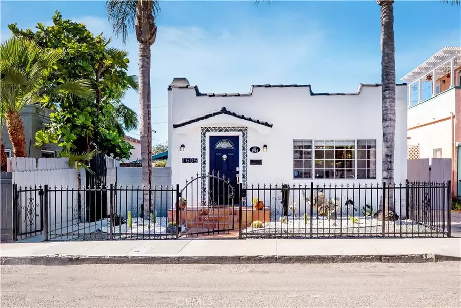 1605 Hile Avenue, Long Beach, CA 90804
