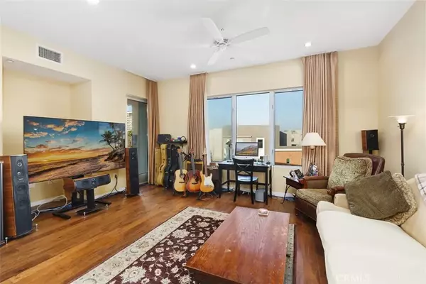 21 Gramercy #419,  Irvine,  CA 92612