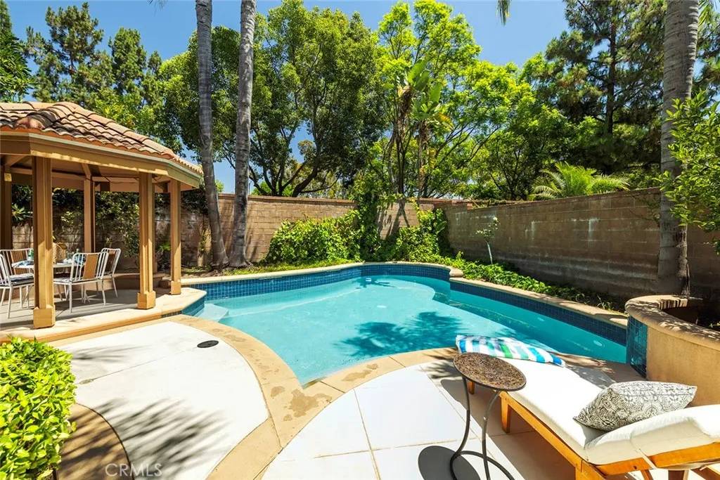Irvine, CA 92620,44 Edenbrook