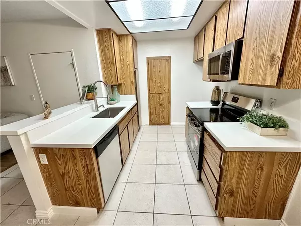 Lake Forest, CA 92630,20702 El Toro Road #359
