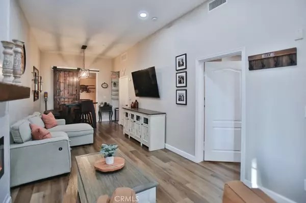 Fountain Valley, CA 92708,17168 Newhope Street #111