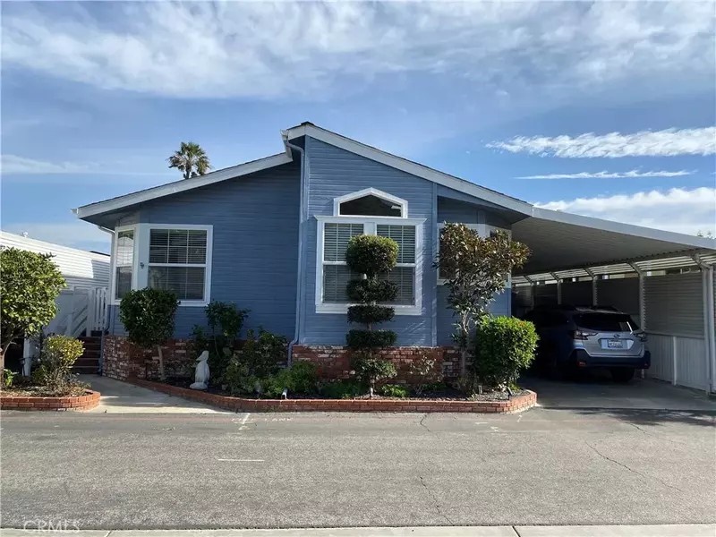 20701 Beach Blvd. #28, Huntington Beach, CA 92648