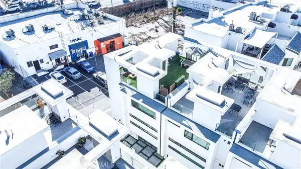 Sherman Oaks, CA 91403,4519 Via Nova Drive