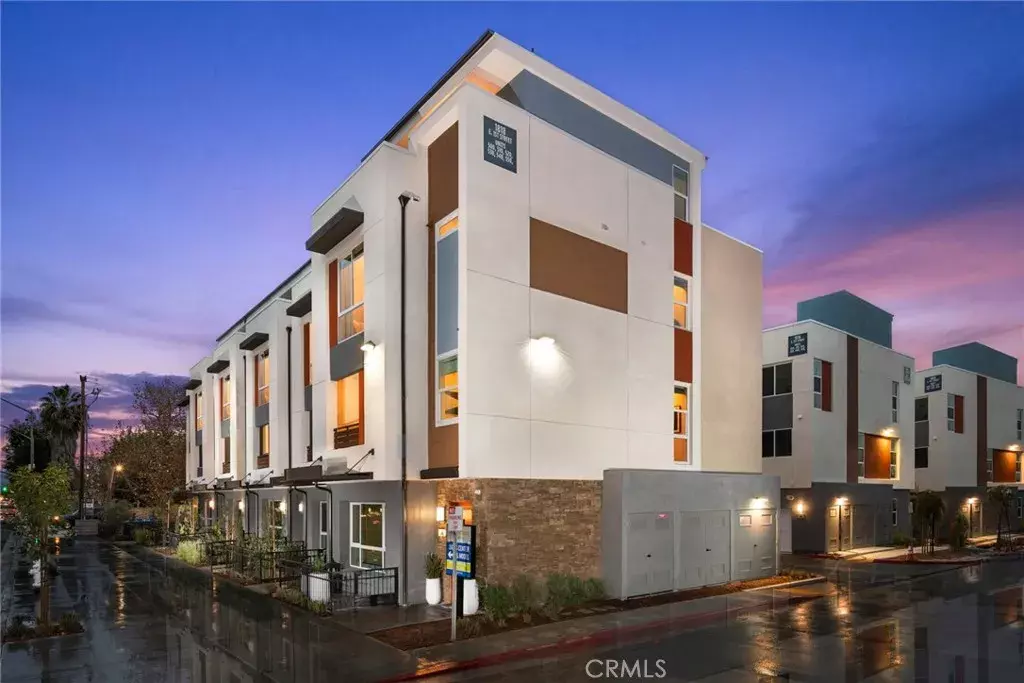 Santa Ana, CA 92705,1810 E. 1st Street East #100