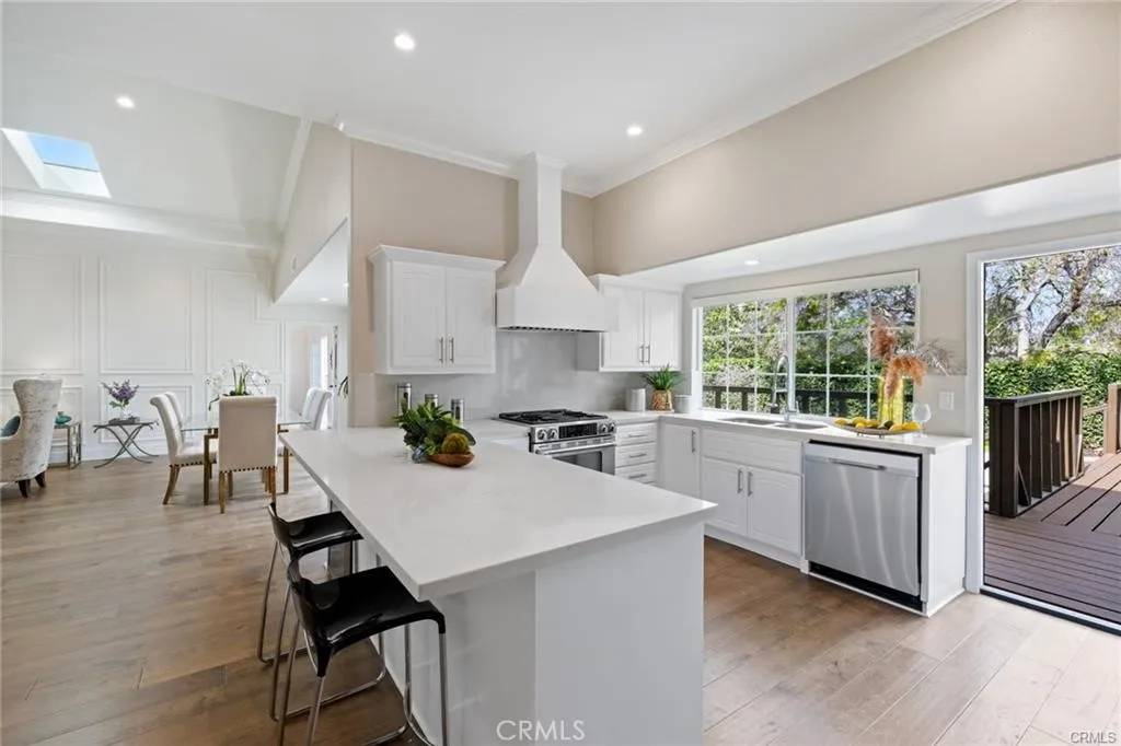 Tustin, CA 92780,14501 Greenwood Lane
