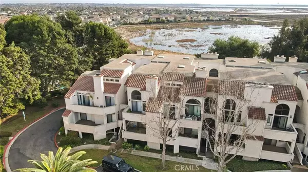 Huntington Beach, CA 92649,5176 Tortuga Drive #203