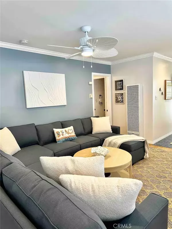 Long Beach, CA 90803,5267 E Ocean Boulevard #4