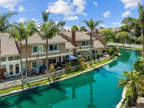 7885 Seawall Circle, Huntington Beach, CA 92648