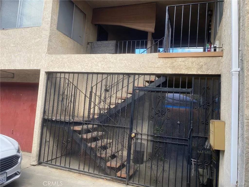Long Beach, CA 90805,6140 Orange Avenue