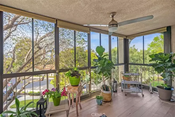 Laguna Woods, CA 92637,3242 San Amadeo #2B