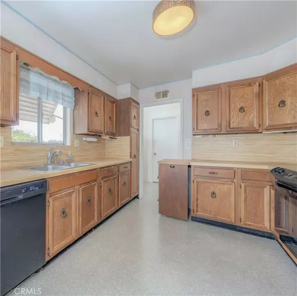 Fountain Valley, CA 92708,17182 Santa Rita Street