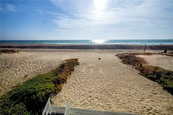 Sunset Beach, CA 90742,16635 S Pacific Avenue #1