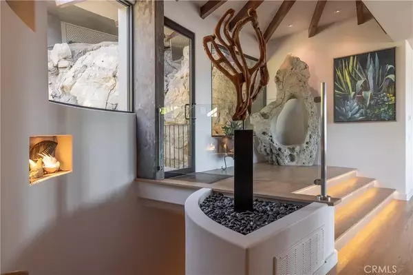 Corona Del Mar, CA 92625,2901 Ocean Boulevard