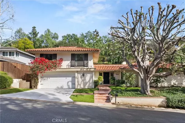North Tustin, CA 92705,10442 Boca Canyon Drive