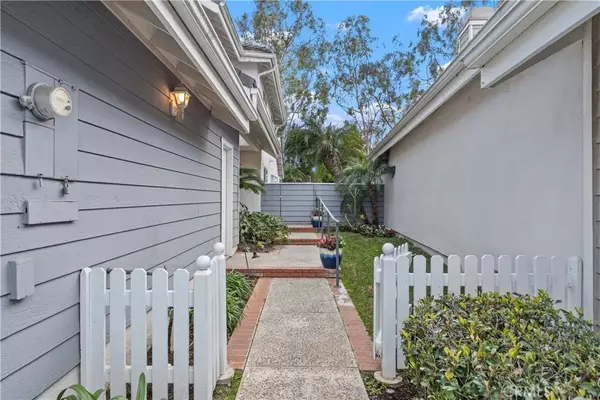 Irvine, CA 92614,6 Portside