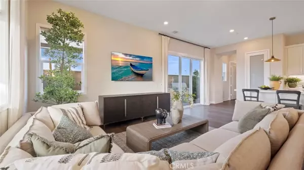 Irvine, CA 92618,140 Seep