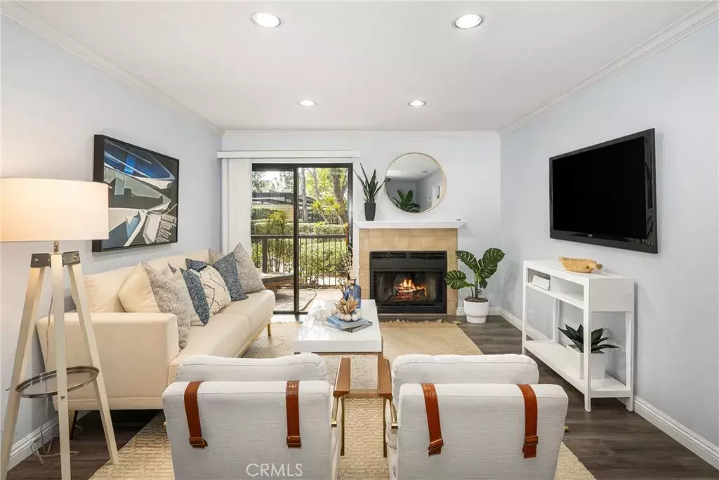 Laguna Hills, CA 92653,25521 Indian Hill Lane #A
