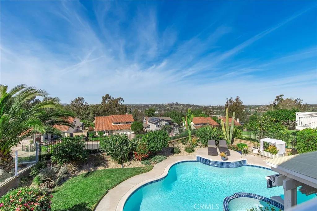 26571 Campesino, Mission Viejo, CA 92691