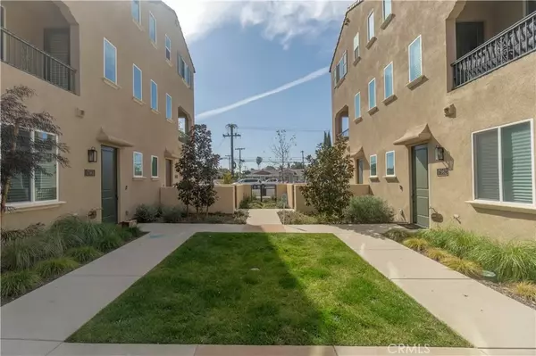 Huntington Beach, CA 92647,17941 Olivia Lane