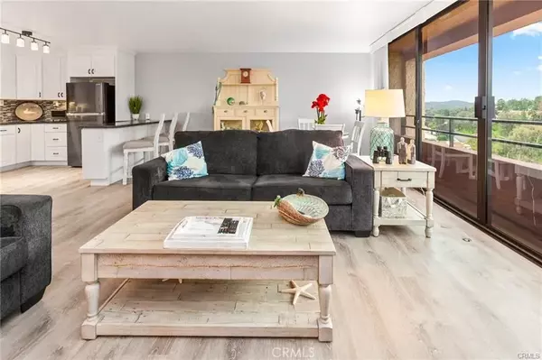 Laguna Woods, CA 92637,24055 Paseo Del Lago #1061