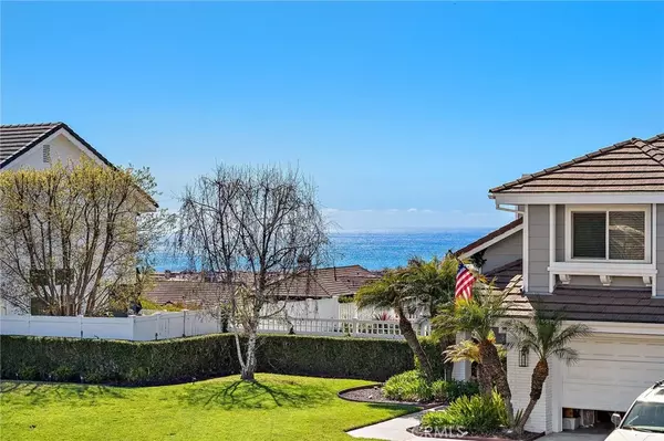 San Clemente, CA 92673,2170 Via Teca #63