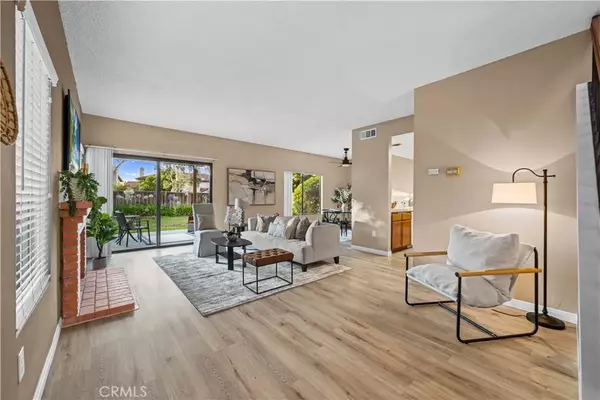 Carlsbad, CA 92010,3516 Landsford Way