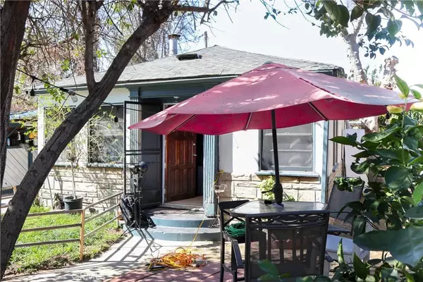 Burbank, CA 91502,159 W Linden Court
