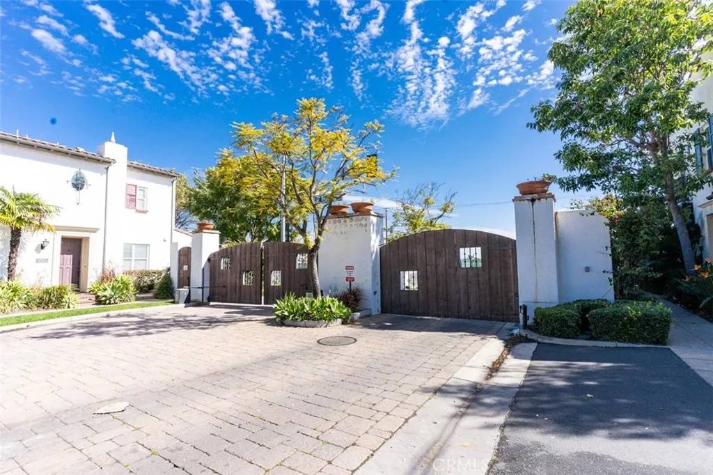 Anaheim, CA 92801,3180 W Anacapa Way
