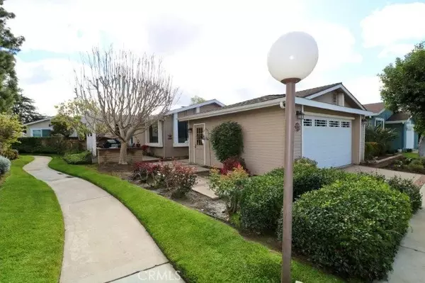 Santa Ana, CA 92705,2533 Shadow Lake #124