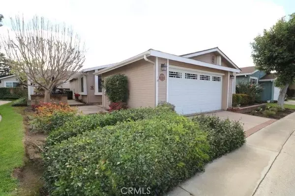 Santa Ana, CA 92705,2533 Shadow Lake #124