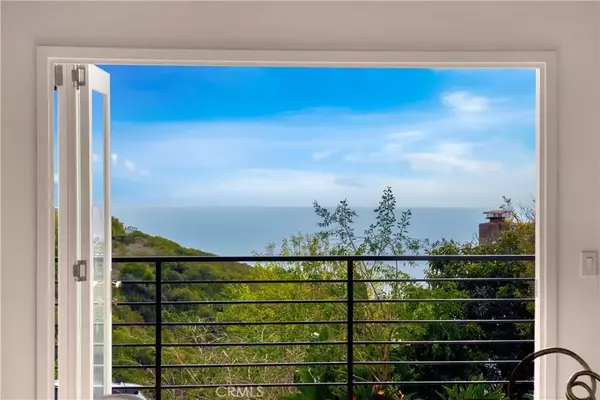 Laguna Beach, CA 92651,1596 Del Mar Avenue