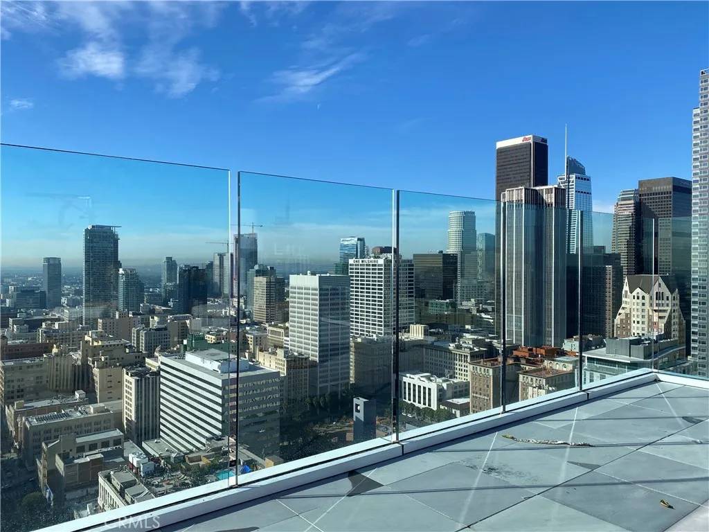 400 S Broadway South #2404, Los Angeles, CA 90013