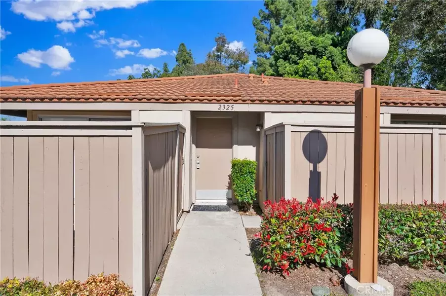 2325 Dahlia Drive, Tustin, CA 92780