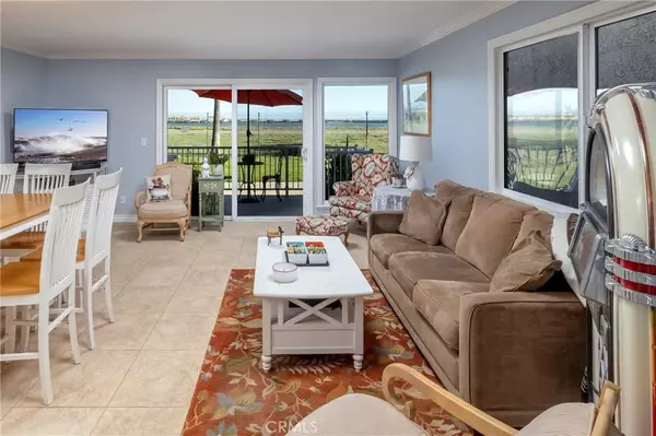 Seal Beach, CA 90740,1627 Seal Way