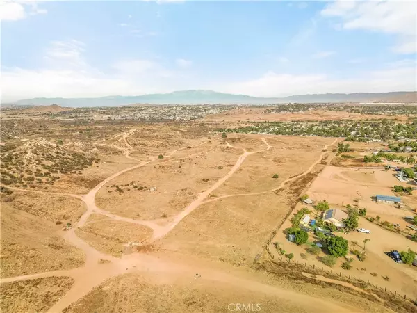 Perris, CA 92570,0 no address