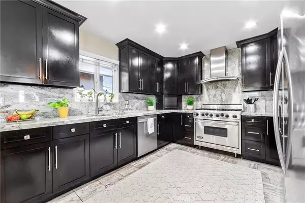 Huntington Beach, CA 92649,5091 Skylark Drive