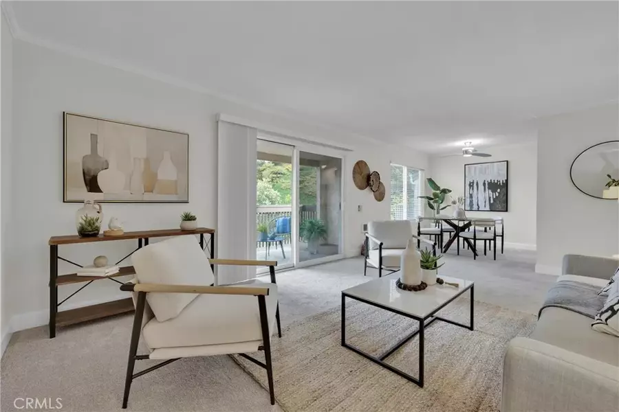 8541 Villa La Jolla Drive #G, La Jolla, CA 92037