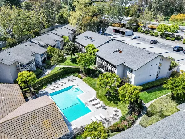 Laguna Niguel, CA 92677,23732 Hillhurst Drive #19