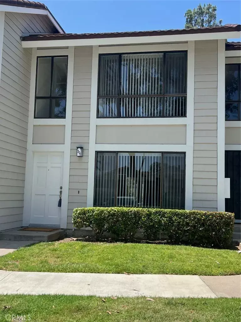 Lake Forest, CA 92630,25885 Trabuco Road #271