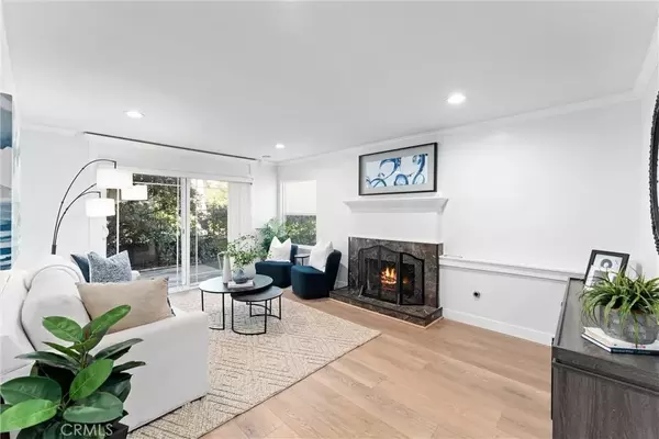 La Mirada, CA 90638,12837 Oakwood Lane