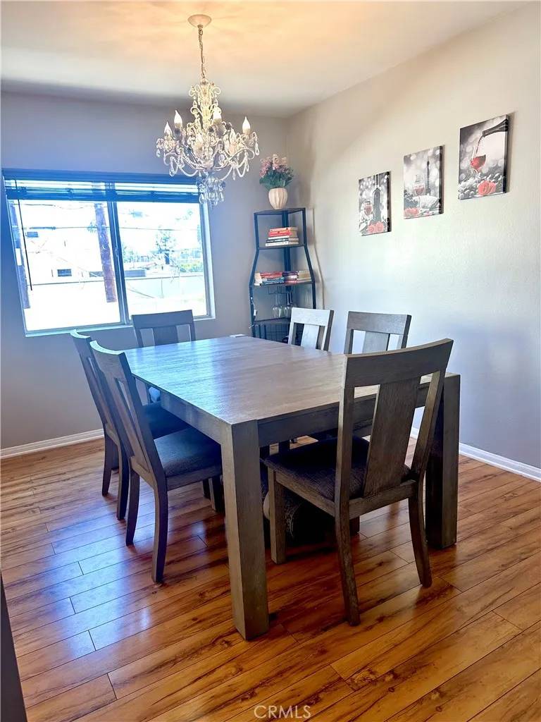 Sherman Oaks, CA 91423,4358 Mammoth Avenue #14