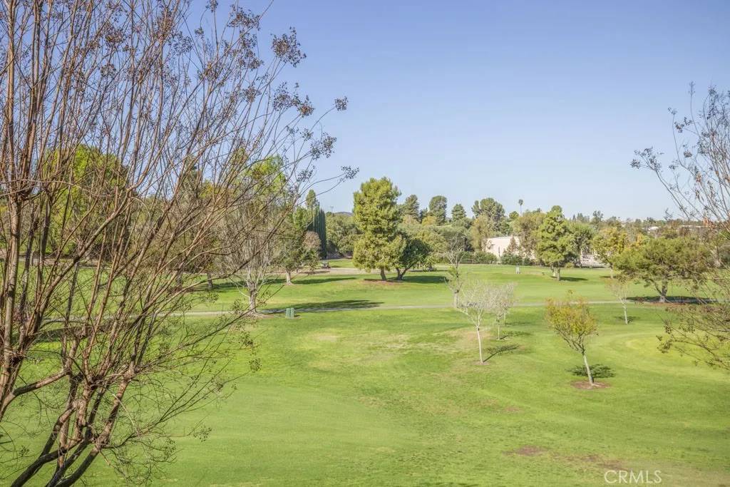 Laguna Woods, CA 92637,2395 Via Mariposa West #2 H
