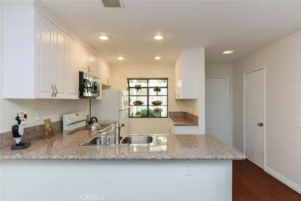 Irvine, CA 92620,170 Pineview