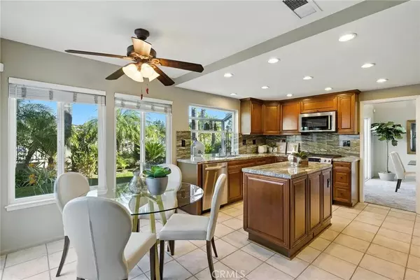 Laguna Niguel, CA 92677,17 Ridgerock