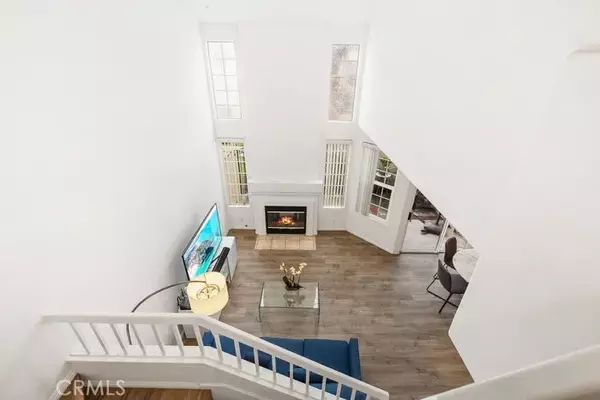 Tustin, CA 92782,13445 Savanna